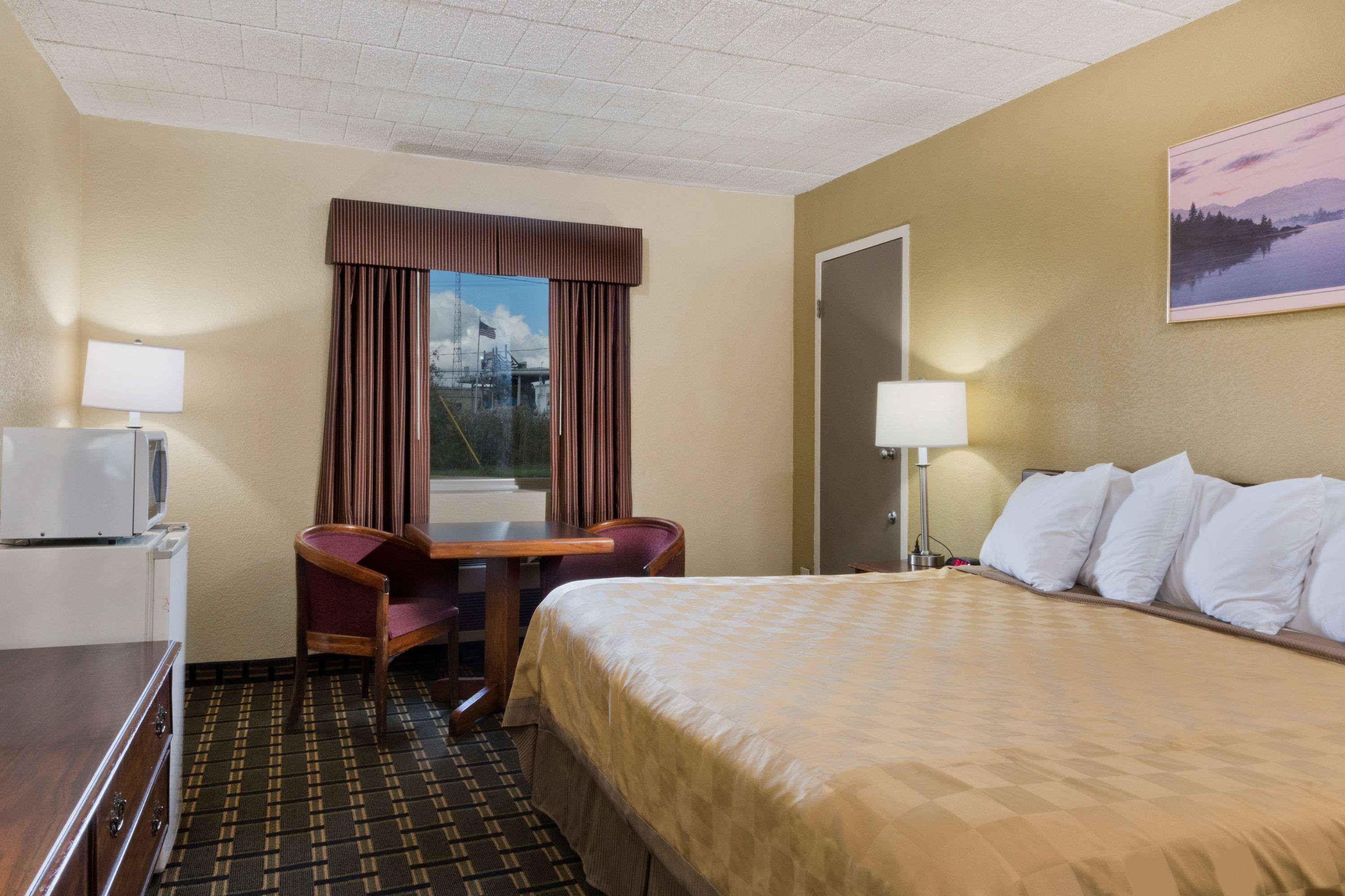 Days Inn By Wyndham Batavia Darien Lake Theme Park מראה חיצוני תמונה
